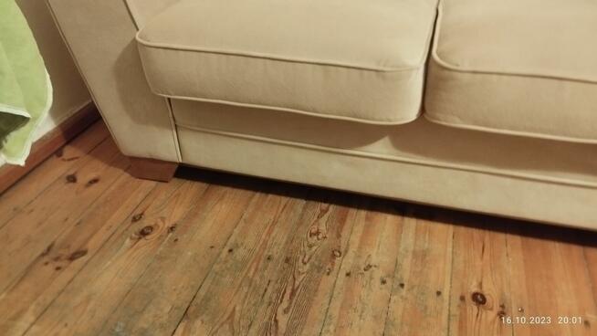 Sofa, kanapa dwuosobowa , nie rozkładana.