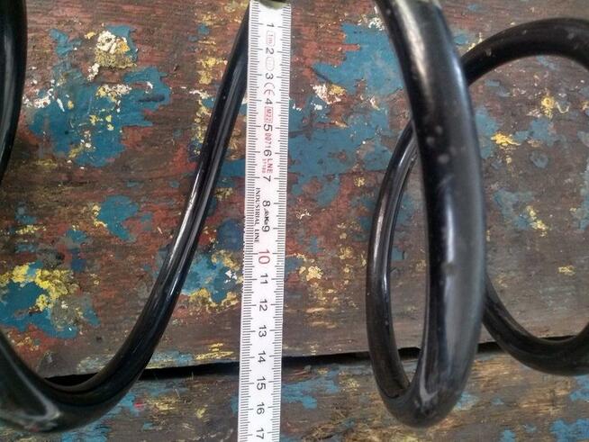 Sprężyny przednie SACHS do BMW E 46 diesel