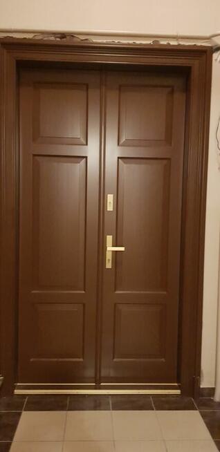 Drzwi, okna, schody drewniane - Stolarz