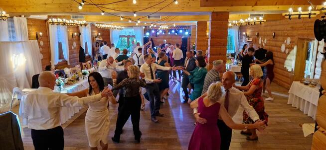 Dj Wodzirej na Wesele Srevice Party Ciężki dym fotobudka