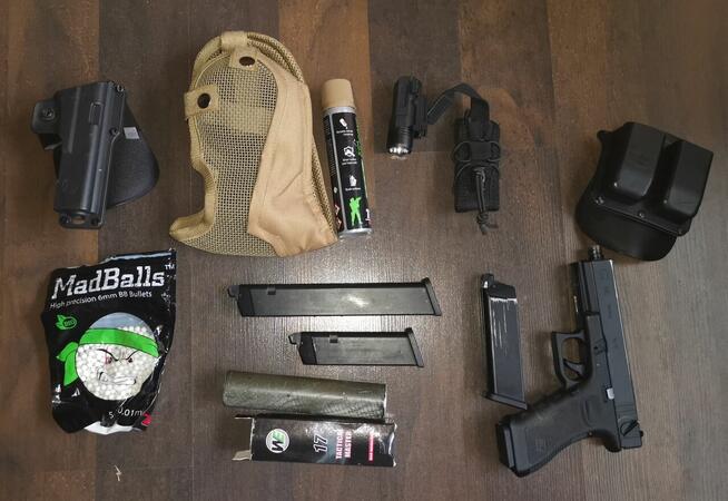 Zestaw szkoleniowy. ASG, GG - G18C + akcesoria