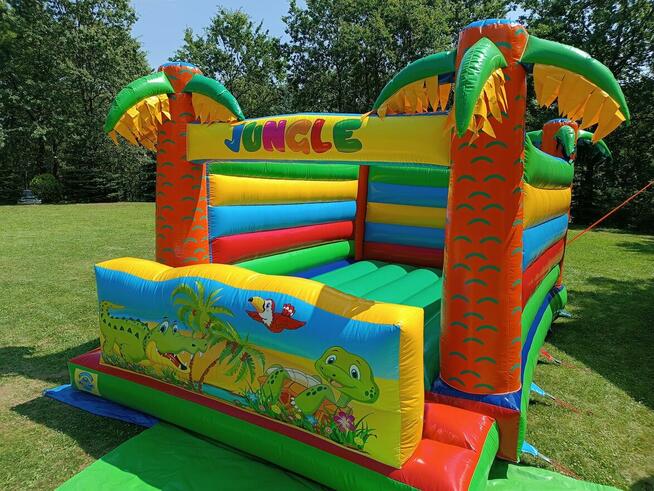 Zjeżdżalnia zamek skakaniec