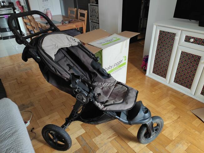 Wózek spacerowy Baby Jogger City Elite