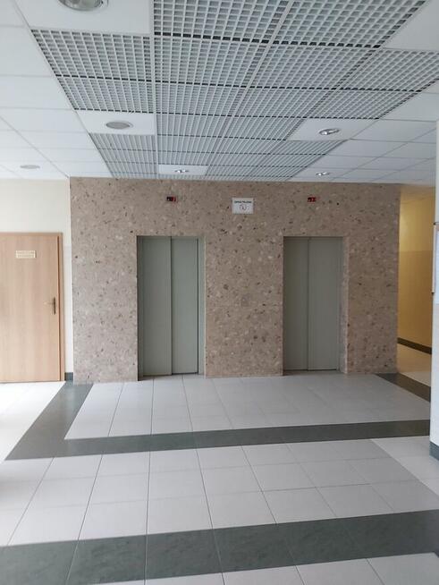 Pokój w Centrum Warszawy. Rondo ONZ