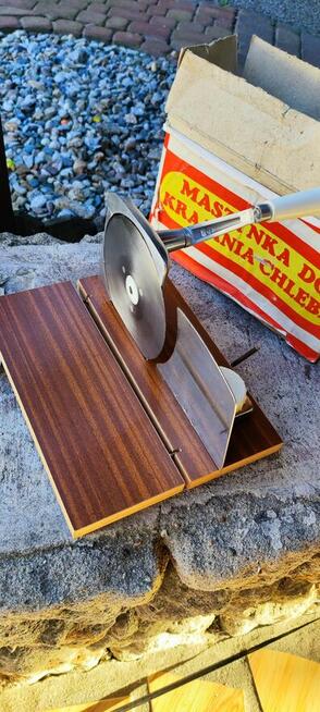 Stara krajalnica do chleba PRL