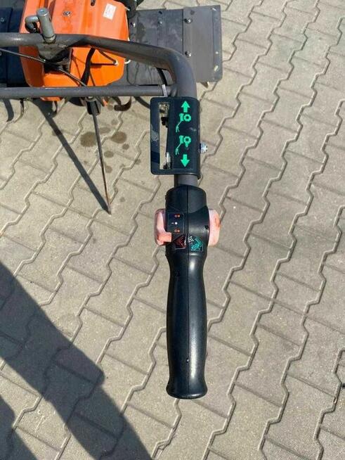 Glebogryzarka Spalinowa HUSQVARNA T560RS