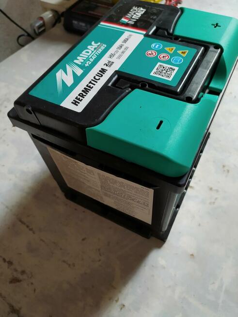 AKUMULATOR MIDAC HERMETICUM 55AH/470A