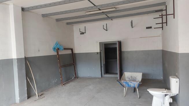 hala z pomieszczeniem biurowym Będzin