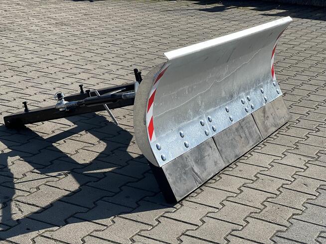 Pług do śniegu odśnieżny do wózka widłowego widlak śnieżny