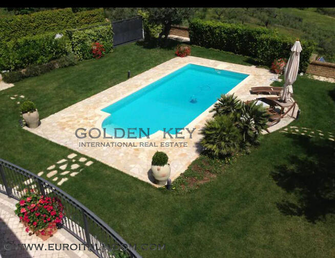 Elegancka i nowoczesna willa w pobliżu plaż Morza Adriatycki