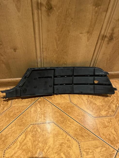Audi A7 kratka zderzaka prawy przód 4G8807648D