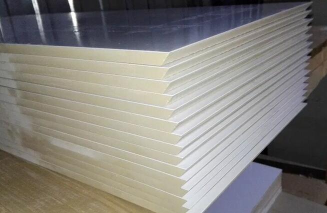 Cięcie oraz szlifowanie płytek pod kątem 45°