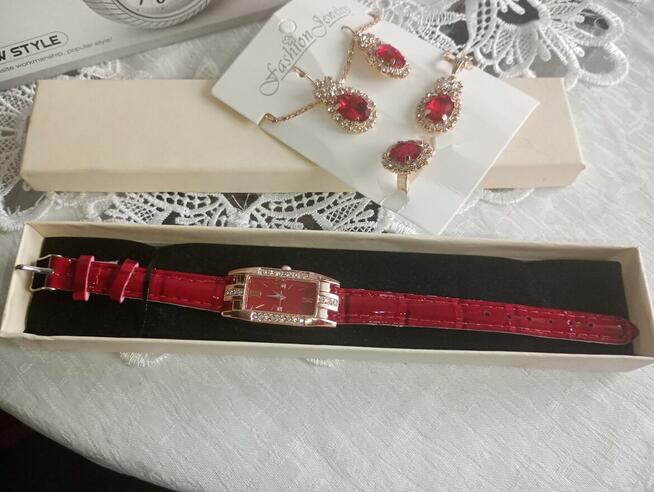 Biżuterię sprzedam