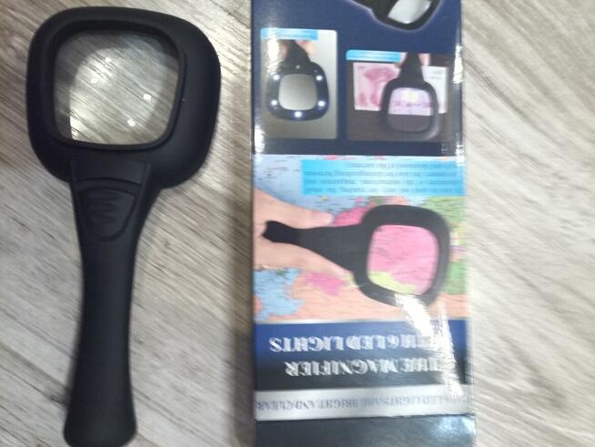 lupa z 6 ledami duża