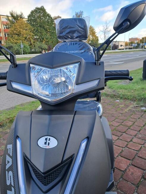 Skuter elektryczny FASTI 4 MAX