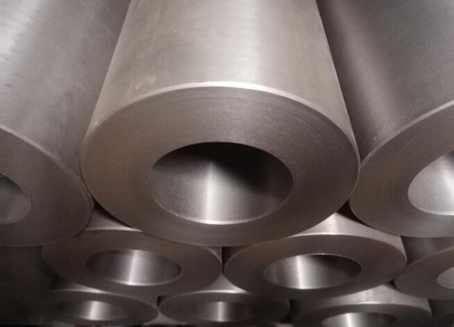 Tuleje żeliwne na wymiar żeliwo