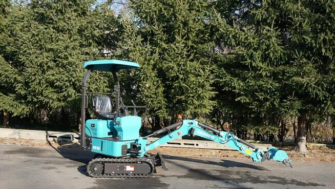 MINIKOPARKA KUBOTA głębokość kopania 2m obrotowe ramie KMM