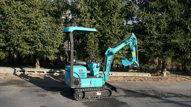 MINIKOPARKA KUBOTA głębokość kopania 2m obrotowe ramie KMM