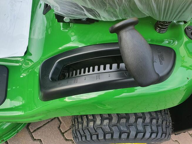 X147R Kosiarka samojezdna traktorek JOHN DEERE 22KM Briggs