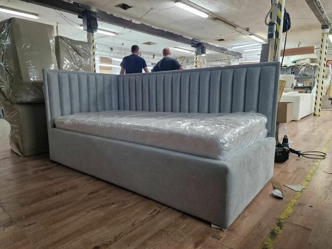 firma parfect zaczeła produkcje krzeseł