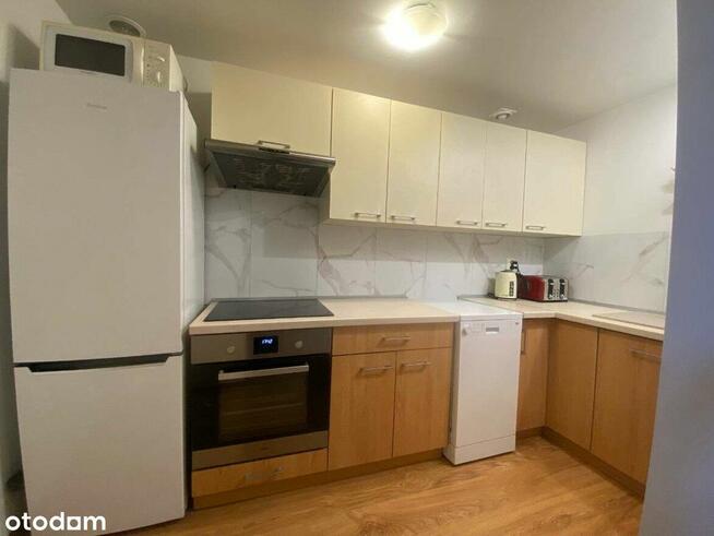 Wygodne Mieszkanie przy Placu Wolności