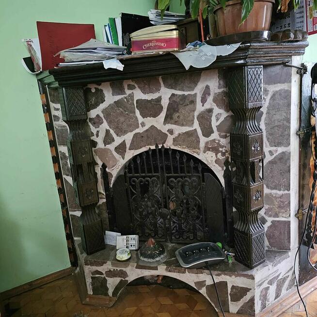 Przestronny dom na sprzedaż w malowniczej Roczyny