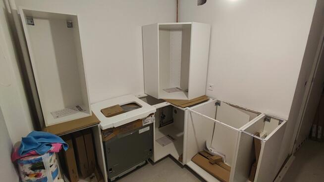 Montaż skręcanie składanie mebli Katowice i okolice