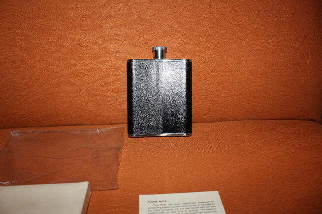 Piersiówka Jelenie Made in England 6OZ