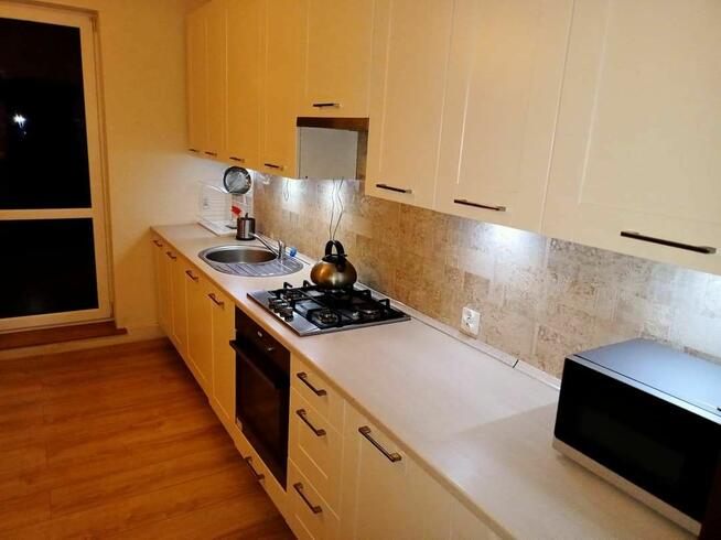 Kwatery pracownicze, noclegi, pokoje, wynajem, dla firm, RED