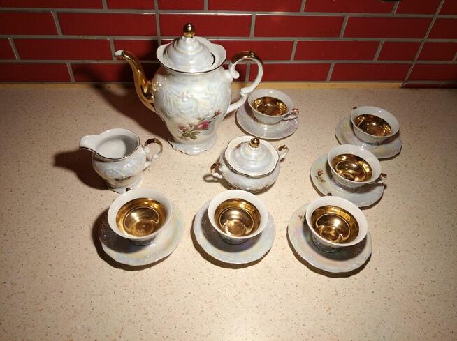 Zestaw kawowy porcelana Wawel oraz Wałbrzych.