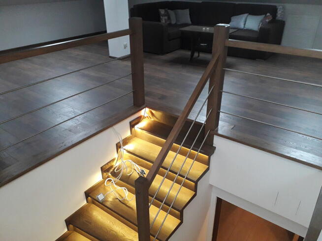 Stopnie schody trepy drewniane na beton