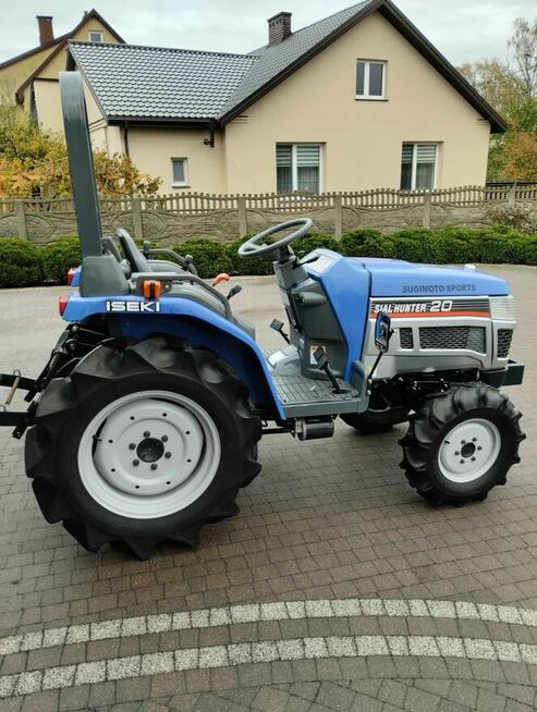 Mini Traktorek Iseki 20KM 4X4 Wspomaganie Rewers Mała Kosiarka