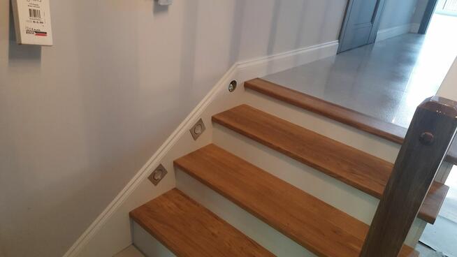 Stopnie schody trepy drewniane na beton