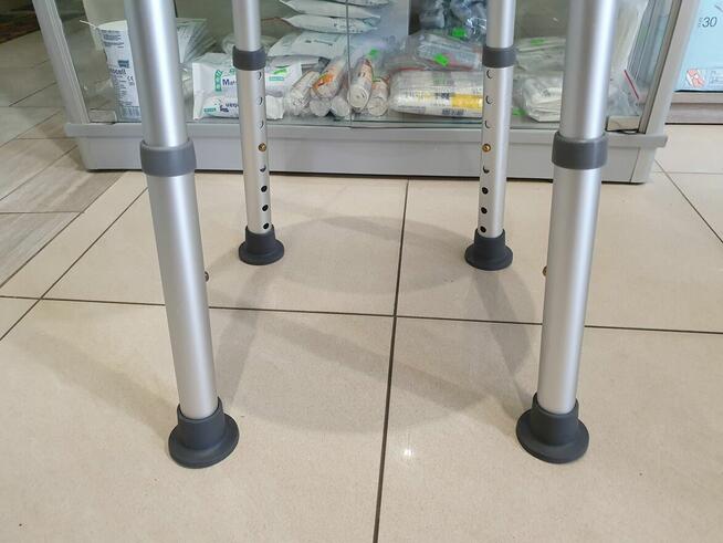 Taboret okrągły prysznicowy - wanna Timago 3432