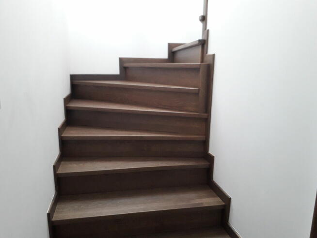 Stopnie schody trepy drewniane na beton