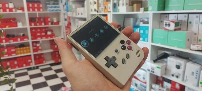 Super konsola przenośna retro gry z nintendo ps1