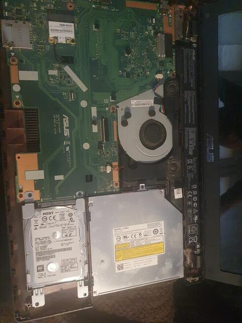 Serwis komputerów -konsol ps3 ps4 ps5 xbox czyszcenie wymian