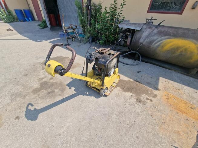 Zagęszczarka rewersyjna Wacker DPU 3060 H