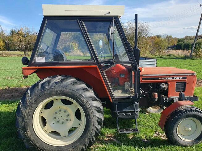 Ciągnik zetor 7011 wspomaganie