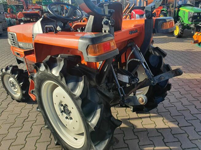 Doskonały traktor ciągnik Kubota GL240 24KM wspomaganie rewe