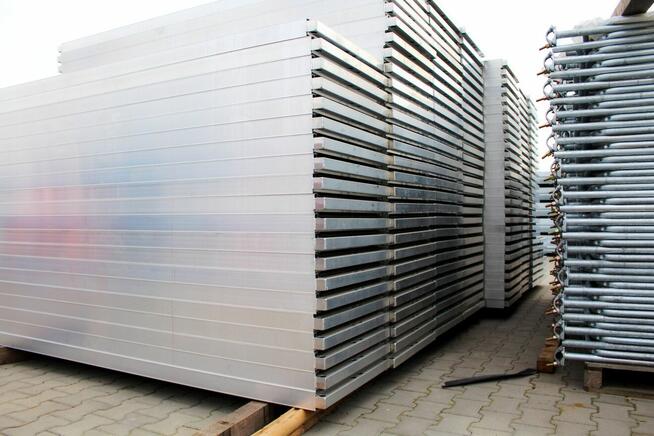 97,5m2 NOWE RUSZTOWANIE ELEWACYJNE FASADOWE STALOWE