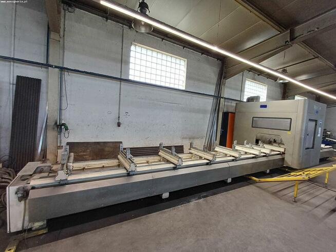 Centrum obróbcze MECAL MC302 GEOS-5 5-OSI