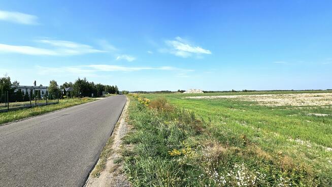 Działka budowlana blisko zalewu w Pałecznicy