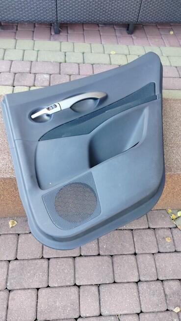 Szyba boczna prawa Toyota Auris I uzbrojenie drzwi