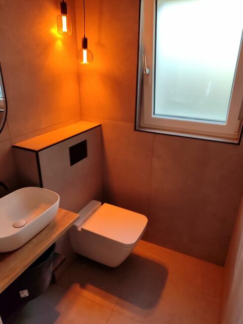 Glazura, łazienki ,kuchnie.