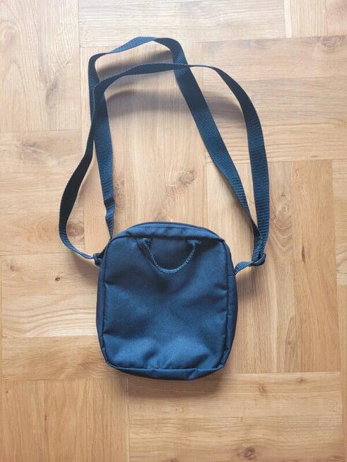 Listonoszka na ramię Puma