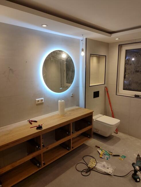 Glazura, łazienki ,kuchnie.