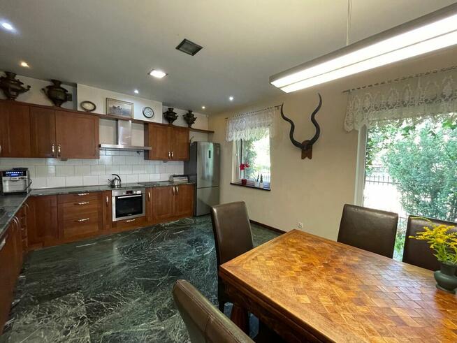 Dom z dużą działką