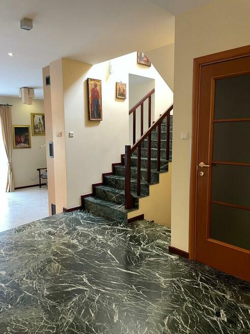 Dom z dużą działką