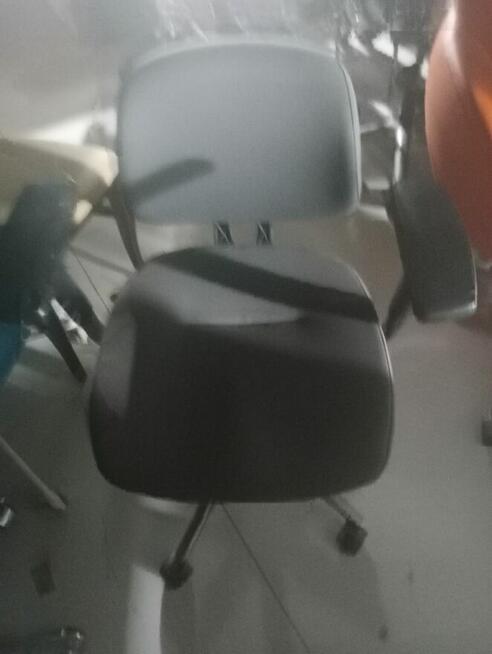 Krzesło biurowe obrotowe Bejot LIFT LF 10R krzesła hokery do